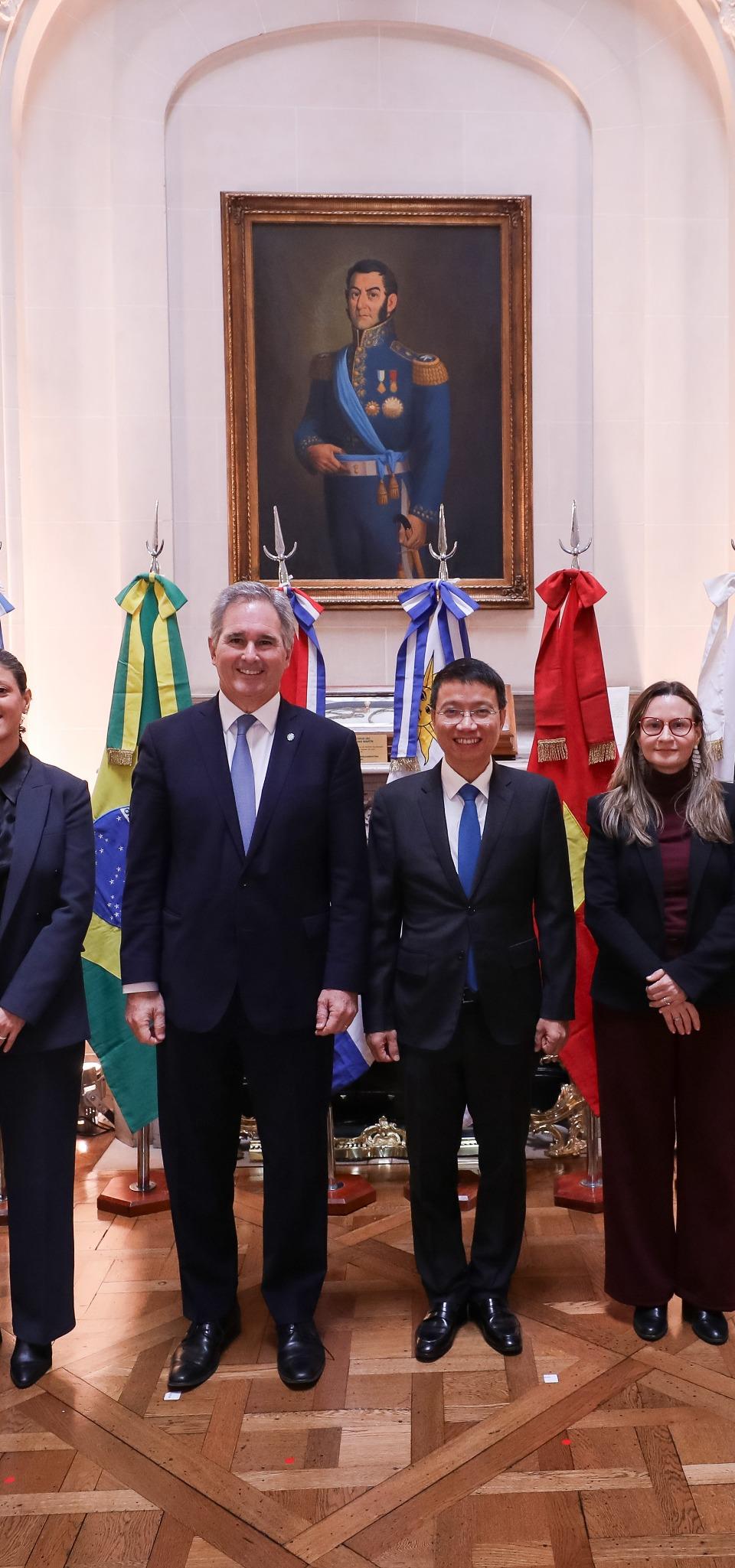 Se inician negociaciones entre el MERCOSUR y Vietnam